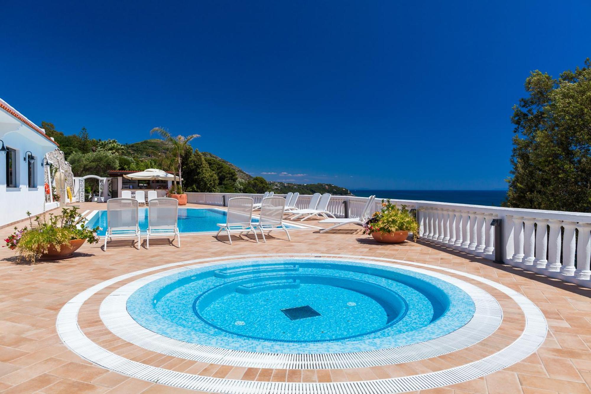 Grand Hotel Le Rocce Гаета Екстериор снимка